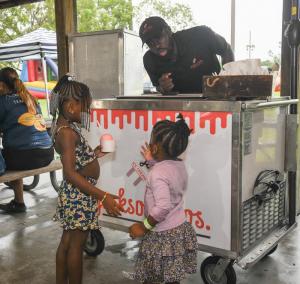 Post-Office-Picnic-2k22-10 med