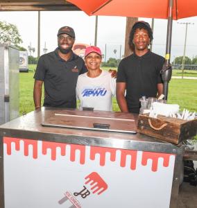 Post-Office-Picnic-2k22-19 med