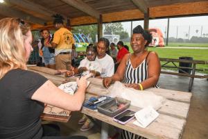 Post-Office-Picnic-2k22-42 med