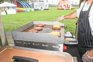 Post-Office-Picnic-2k22-53 med