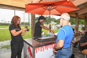 Post-Office-Picnic-2k22-81 med