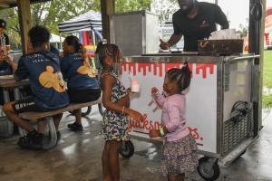 Post-Office-Picnic-2k22-9 med